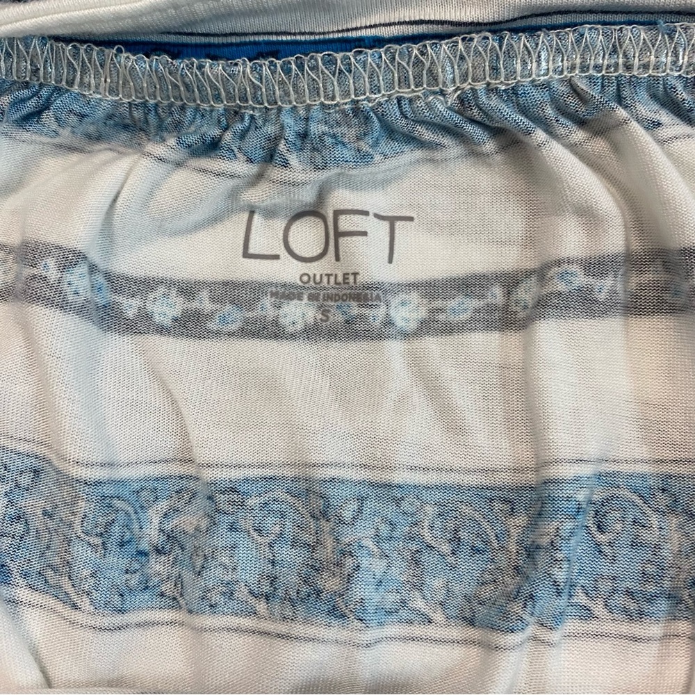 LOFT Blue and White Patterned Tank Top - Picture 4 of 5